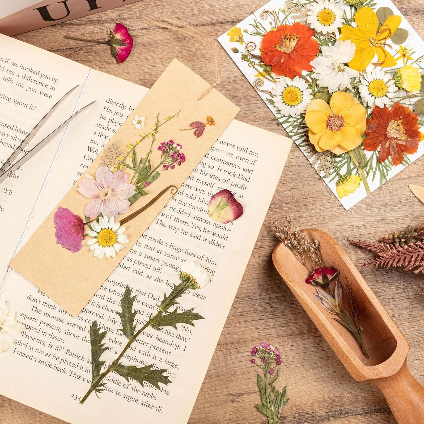 140pcs Dried Pressed Flowers Bulk, Natural Fall Pressed Dried Flowers with Tweezer for DIY Crafts Resin Mold Candles Cake Bridal Scrapbooking Supplies