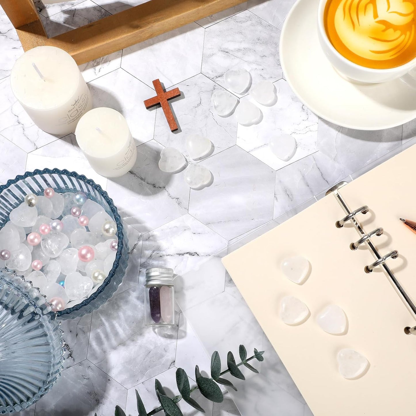 Gerrii 50 Pcs Heart Healing Stone Bulk Quartz Heart Inspirational Stones Gift for Women Love Pocket Polished Natural Energy Balancing Meditation 0.8 Inch(Clear)