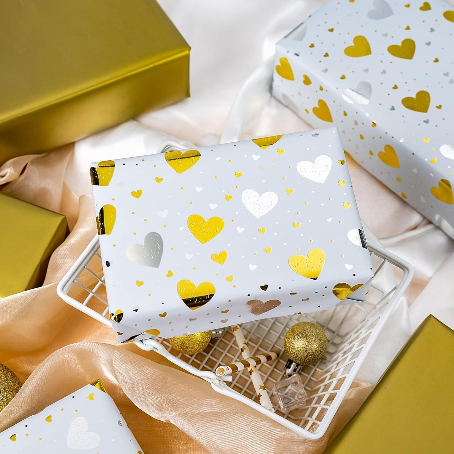 Burymento Gold Foil Heart Wrapping Paper, Reversible Gold Gift Wrap for Birthday, Valentines, Mothers day, Graduation, Wedding, Fathers day, Baby Shower, Christmas (17in x 32.8ft)