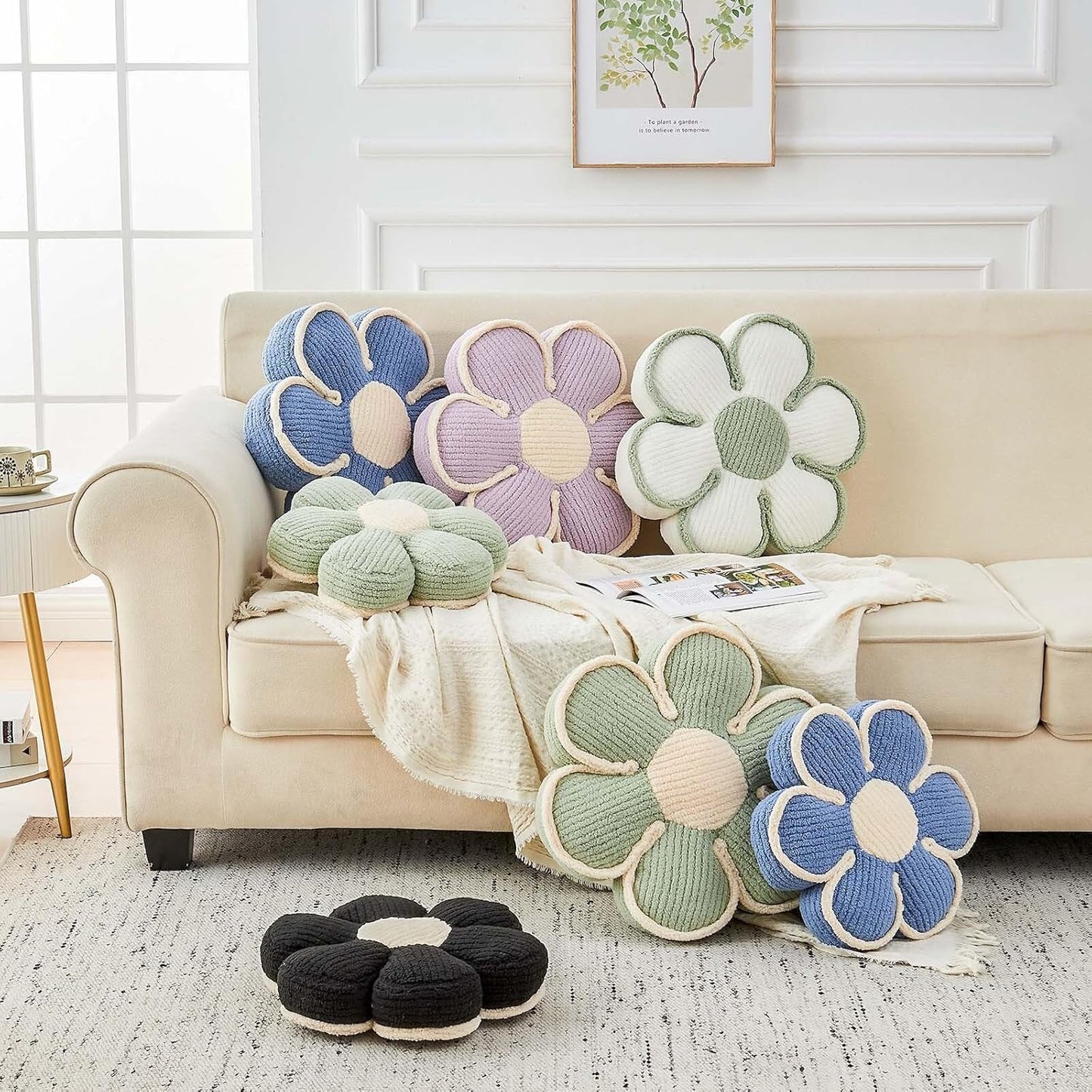 Flower Pillow, Soft Flower Decorative Throw Pillow, Cute Daisy Flower Shaped Seating Floor Cushion Room Décor Plush Pillows for Sofa Couch Bed (17.7 Inch, Black)